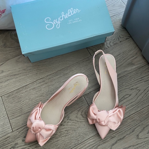 NEW IN BOX Anthropologie Seychelles satin bridal shoes size 8 - Picture 3 of 6